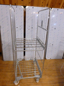 lot 50 image: Rolling Wire UtilityShop Cart