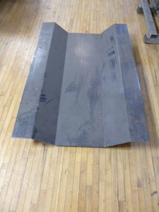 lot 67 image: Metal Mover on Wheels