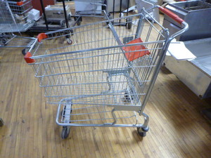 lot 71 image: Shopping Cart