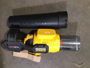 DEWALT 125 MPH 600 CFM FLEXVOLT 60V MAX Lithium-Ion Cordless Axial Blower