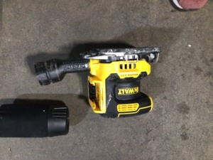 DEWALT 20-Volt MAX XR Cordless Brushless 14 Sheet Variable Speed Sander (Tool-Only)
