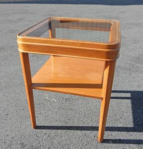 lot 40 image: Vintage Mid Century Two Tier Glass Top Wood End Table