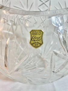 lot 102 image: Genuine Hand Cut Crystal Vase