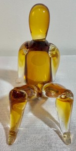 lot 118 image: Figural Art Glass