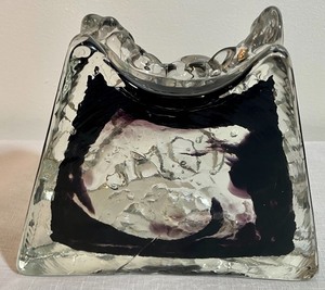 lot 117 image: Craig Campbell Art Glass