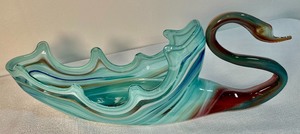 lot 153 image: Art Glass Swan