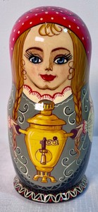 lot 140 image: Neat Nesting Dolls