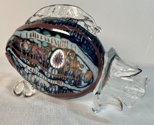 lot 133 image: Amazing Art Glass Fish