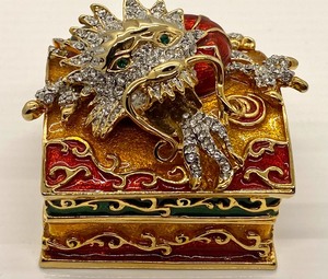 lot 28 image: Bejeweled Dragon Themed Trinket Box