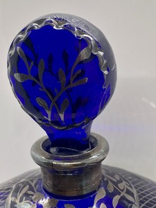 lot 177 image: Two Piece Cobalt Blue w Silver Overly Vanity Set