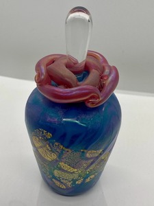 lot 166 image: Beautiful Art Glass Dabber  Perfume Bottle