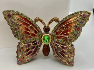 lot 277 image: Fun Insect Themed Bejeweled Trinket Boxes