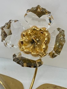 lot 259 image: Truly Gorgeous Gold and Crystal Floral Figurine