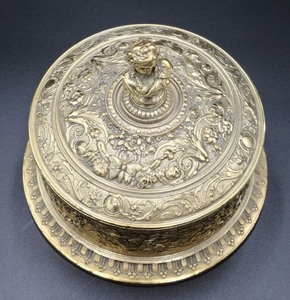 lot 94 image: Ornate Vintage Brass Covered Dish