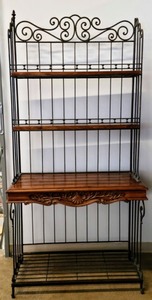 lot 210 image: Large Bakers Rack