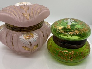 lot 295 image: Two Vintage Dresser Boxes