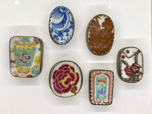 lot 285 image: Six Fun Miniature Trinket Boxes