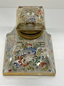 lot 258A image: Beautiful Vintage Glass Inkwell