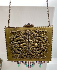 lot 250A image: Liquid Candle Holder, Compact Handbag and Lidded Decorative Jar