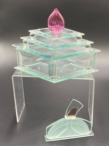 lot 245 image: Art Deco Glass Dresser - Trinket Box and Dabber Bottle