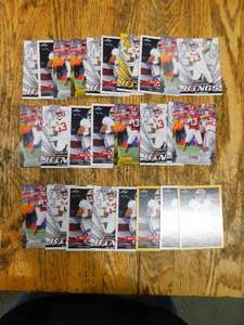 lot 106 image: (26) 2020 Tua Tagovailoa Rookie Cards LK