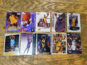 lot 127 image: (10) Kobe Bryant Cards The Mamba LK