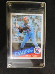 lot 5 image: 1985 Topps Kirby Puckett Rookie Card #536