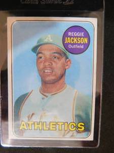 lot 8 image: 1969 Topps Reggie Jackson Rookie Card #260 HOFer LK