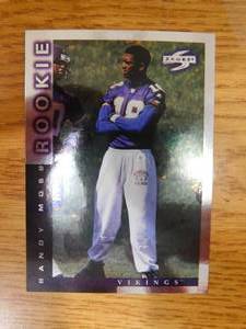 lot 19 image: 1998 Score Showcase Randy Moss Rookie Card #PP125 RARE