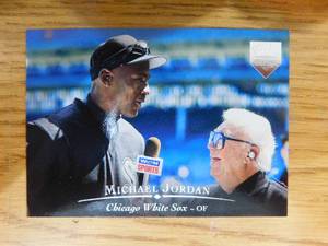 lot 70 image: 1995 Upper Deck Electric Diamond Michael Jordan & Harry Carey CL
