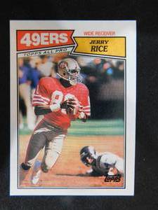 lot 77 image: 1987 Topps Jerry Rice #115 2nd Year Card HOFer LK