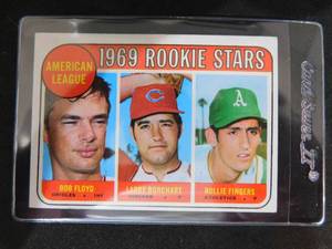 lot 153 image: 1969 Topps Rollie Fingers Rookie Card #597 LK
