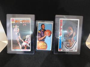 lot 220 image: (3) Vintage Autographed Basketball Cards - Elgin Baylor, Rick Barry & Artis Gilmore LK