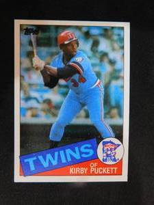 lot 231 image: 1985 Topps Kirby Puckett Rookie Card #536 LK