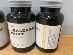 lot 76 image: Lot of 4 Jars of Chalk Paint