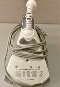 lot 17 image: Rowenta Platinum Multi-Function Clothing Iron