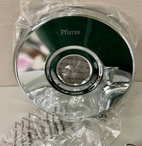 lot 14 image: Pfister Chrome Bath Trim Set w Showerhead