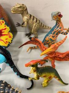 lot 69 image: Large Lot of Dinosaur Figures Toys