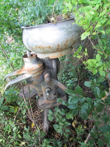 lot 7 image: Cream Separator