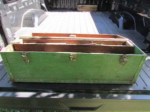 lot 9 image: Tool Box