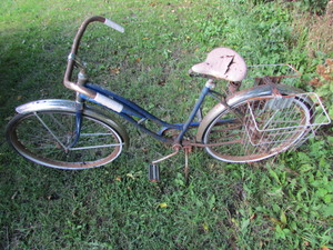 lot 31 image: Bicycle