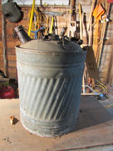 lot 35 image: Vintage 5 Gallon Can