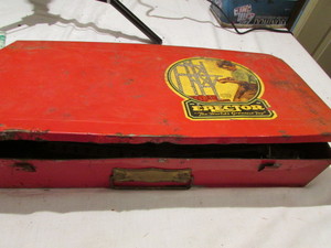 lot 98 image: Vintage Erector Set