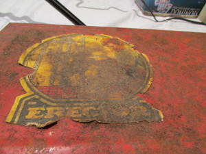 lot 100 image: Vintage Erector Set