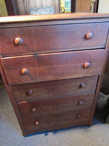 lot 178 image: Dresser