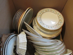 lot 248 image: China