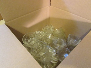 lot 288 image: Luncheon Plate Sets
