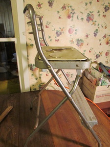 lot 312 image: Step Stool