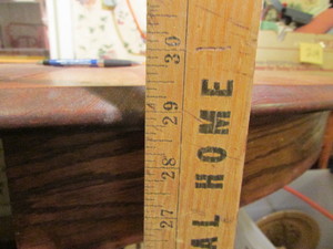 lot 321 image: Table