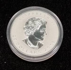 2018 CANADA $20 MAPLE LEAF 1 TROY OZ .9999 FINE SILVER 30th ANNIVERSARY IN AIRTITE